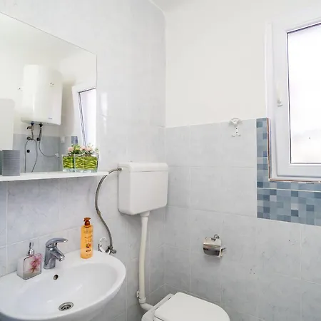 Luka - Two Bedroom Apartment *