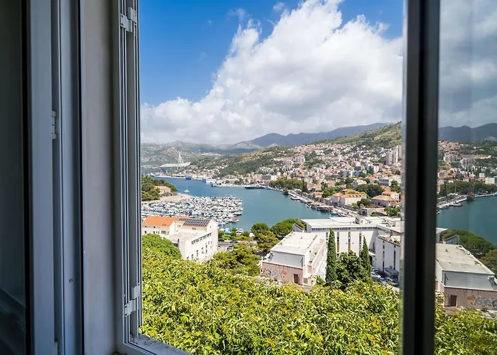 Luka - Two Bedroom *