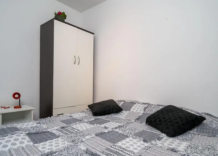 Luka - Two Bedroom Apartman
