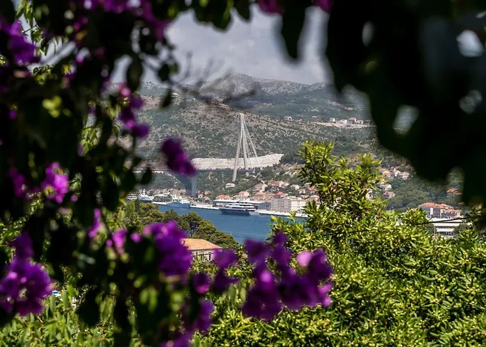 Luka - Two Bedroom Apartmán